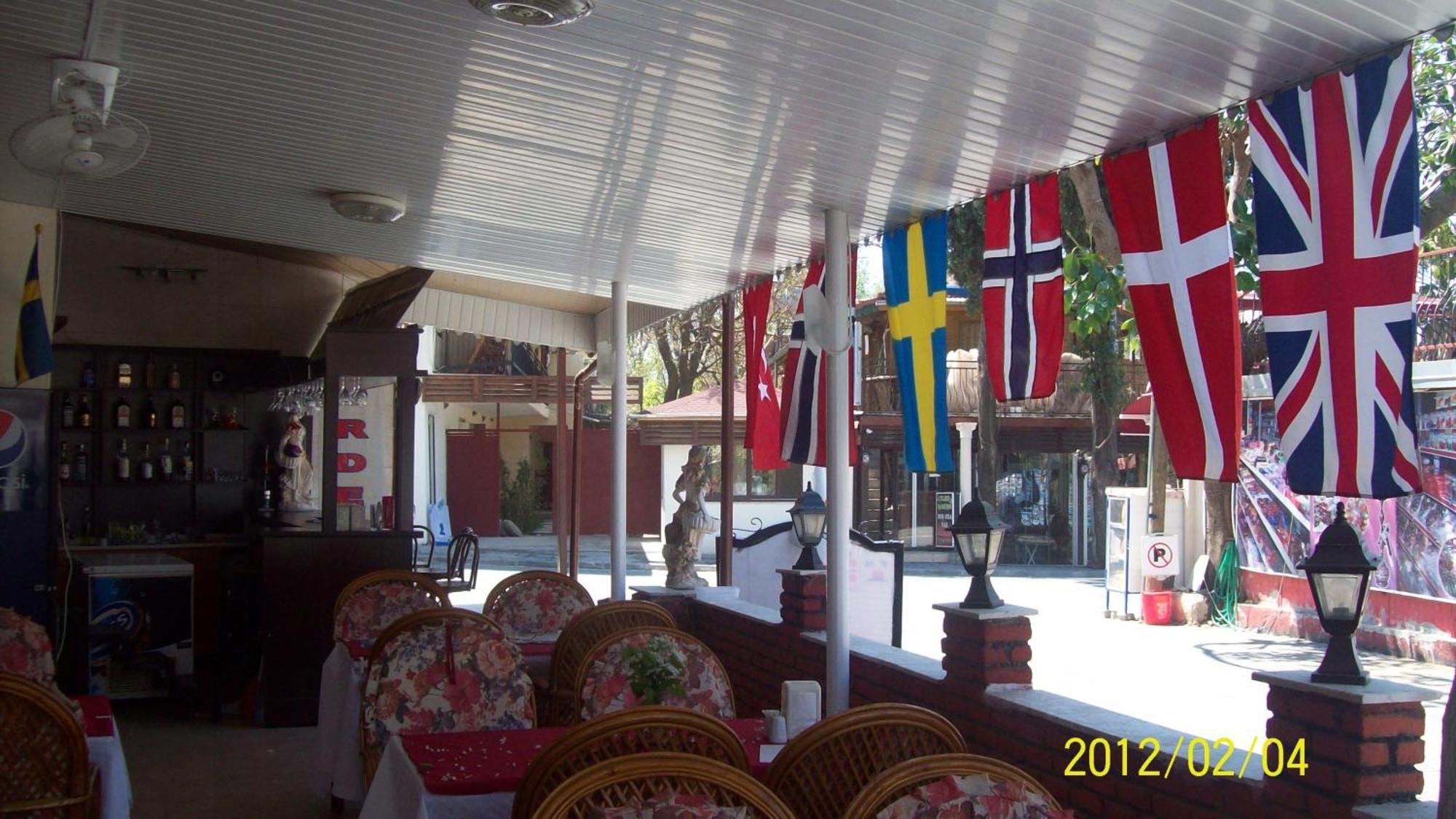 Derya Motel Side Exterior photo