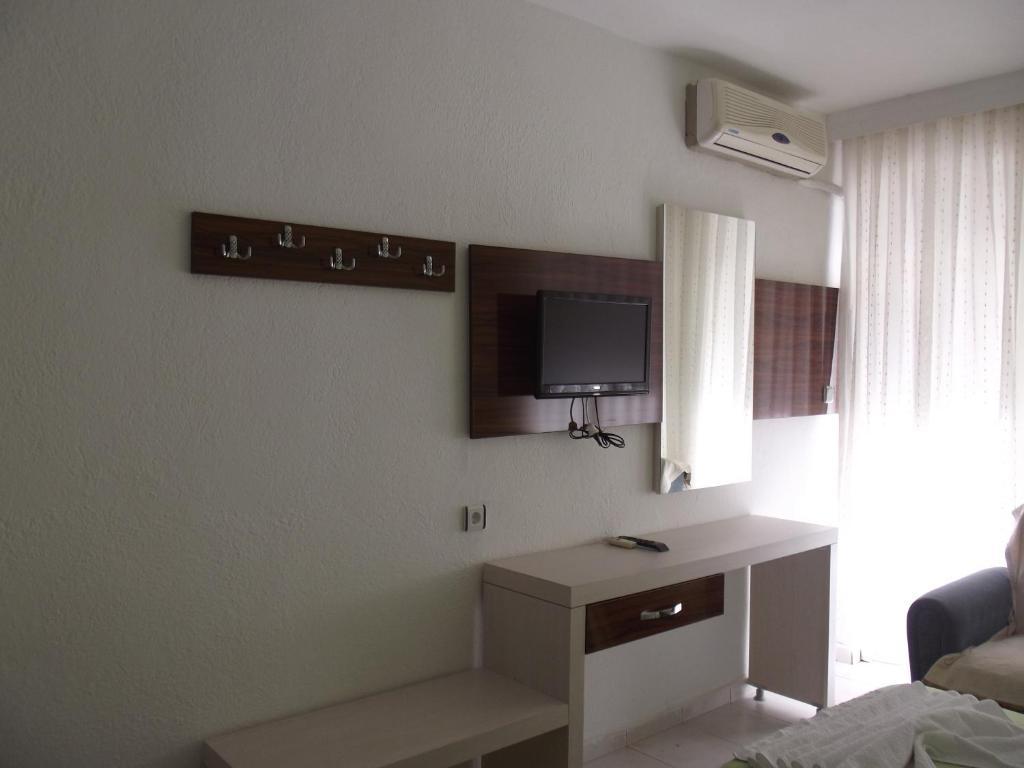 Derya Motel Side Room photo